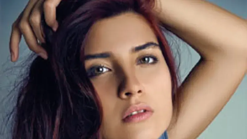 Tuba Büyüküstün: Asi'den Kara Para Aşk'a karakter haritası görseli